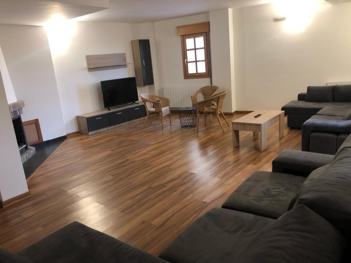 Casa Salionca Villa Poza de la Sal Exteriör bild
